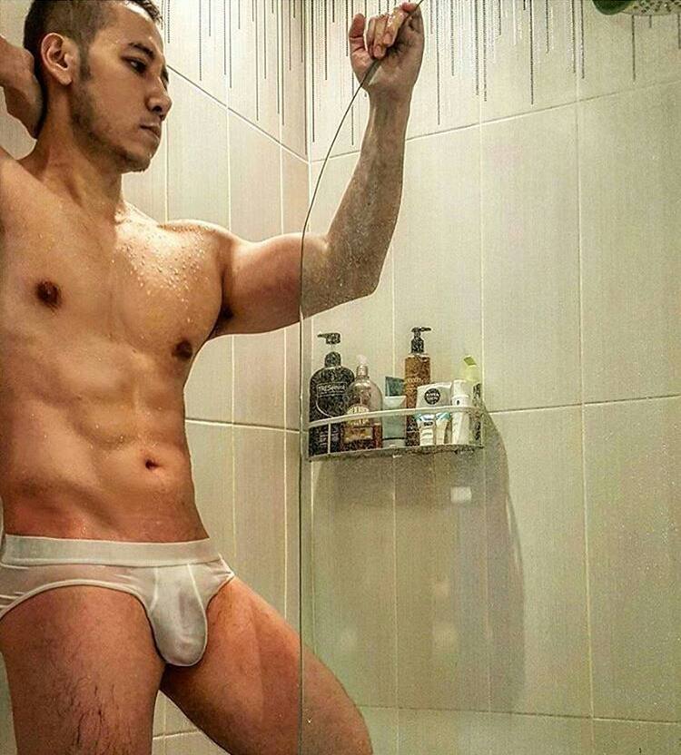hot male 283 (18+)