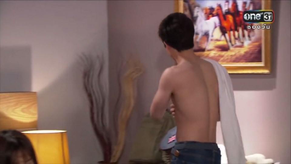 รออยู่เทิงเตียงแล้วฮีบขึ้นมาไวๆที่ฮัก ตงตง//บางรักซอย9/1