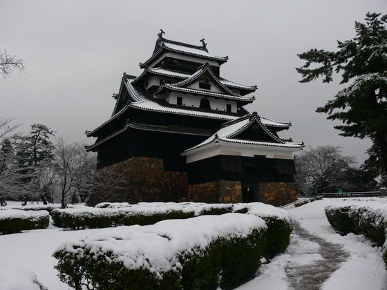 ปราสาทอินุยามะ(犬山城) เมืองอินุยามะ จังหวัดไอจิ
