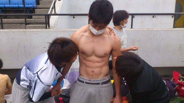 ผู้ชายเล่นอะไรกันก็ไม่รู้ค่ะพี่ตา 2,408