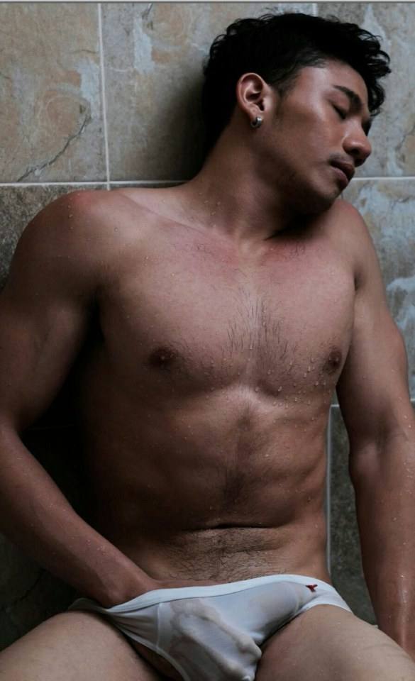 hot male 285 (18+)