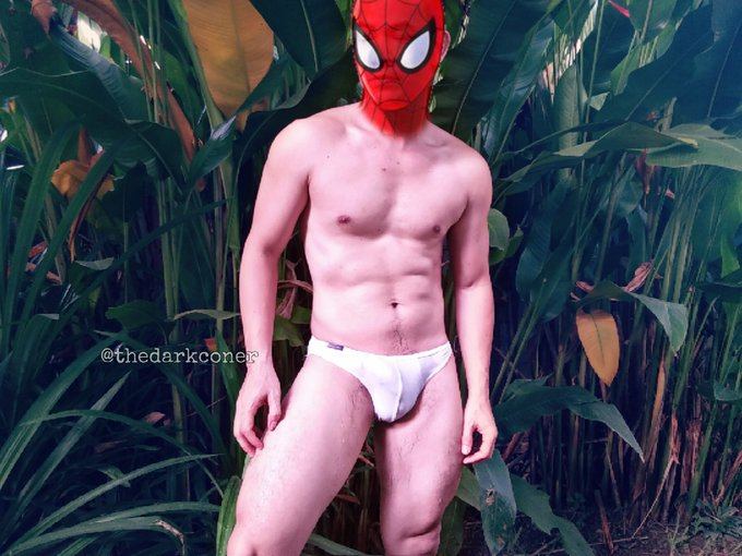 hot male 285 (18+)