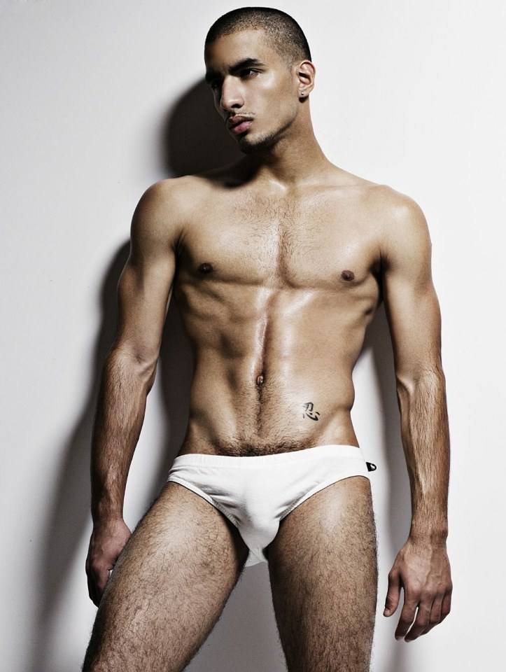hot male 286 (18+)