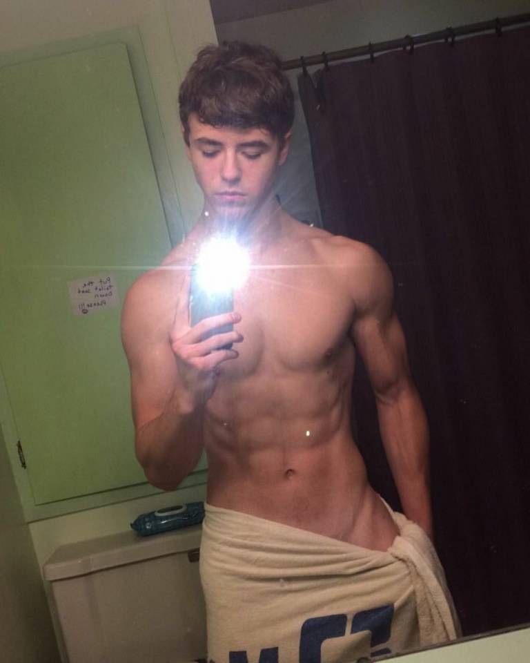 hot male 287 (18+)