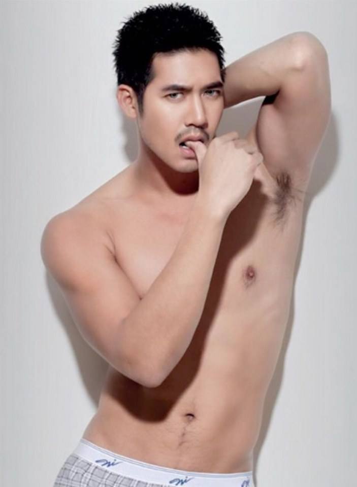 เวียร์ ศุกลวัฒน์