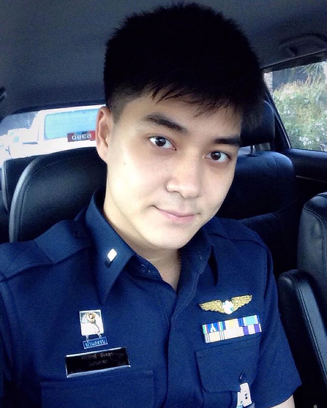สามีละมุนมาก  อยากเล่นปืนสามี