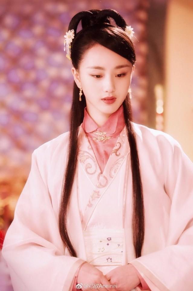 ละคร Hua Xie Hua Fei Hua Man Tian 《花谢花飞花满天》 2017 12