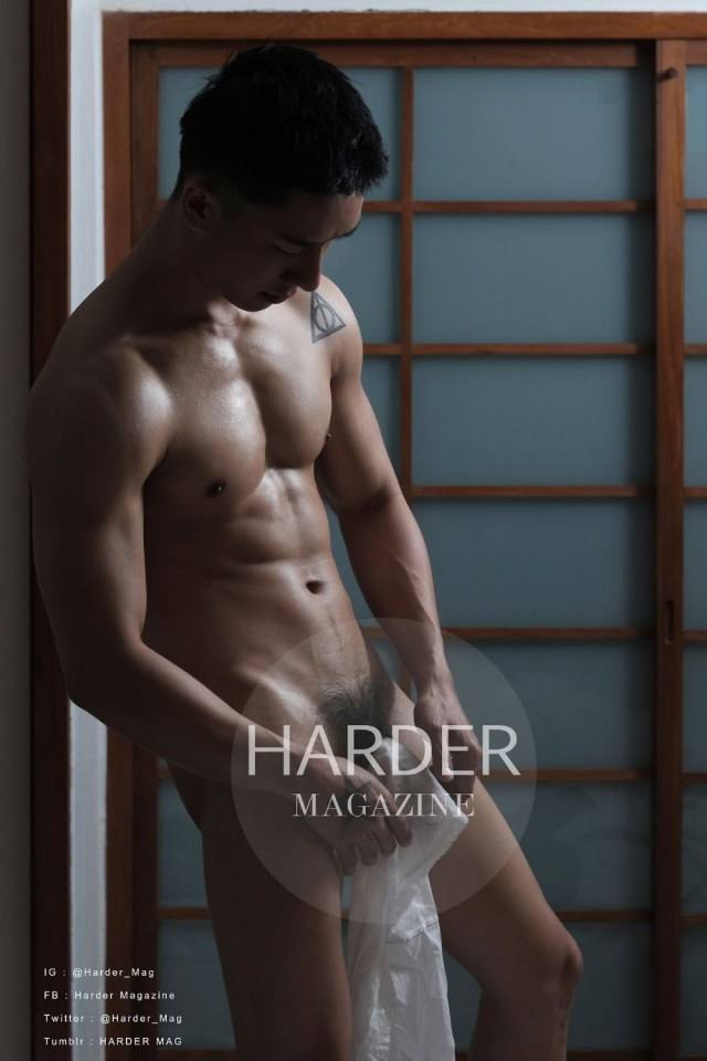 ชิม เอ้ย ชม ห่อหมก ปลากุเลา ของ &ldquo;ไอซ์ รัฐวิศว์&rdquo; ใน HARDER Issue 0