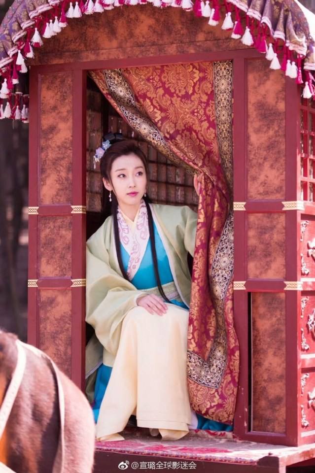 ละคร Hua Xie Hua Fei Hua Man Tian 《花谢花飞花满天》 2017 13
