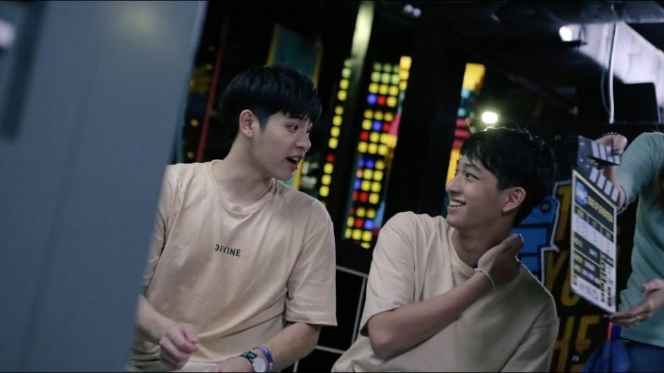 ปลื้ม ชิม่อน ...... นั่ลล๊าคคคขึ
