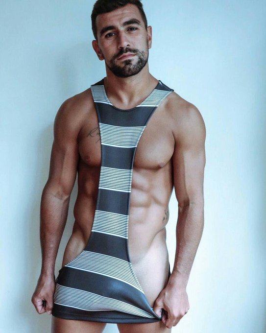 hot male 294 (18+)