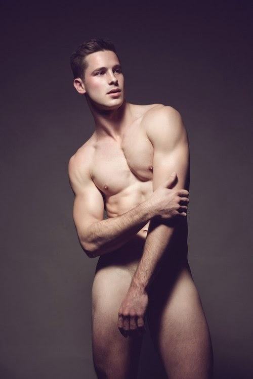 hot male 294 (18+)
