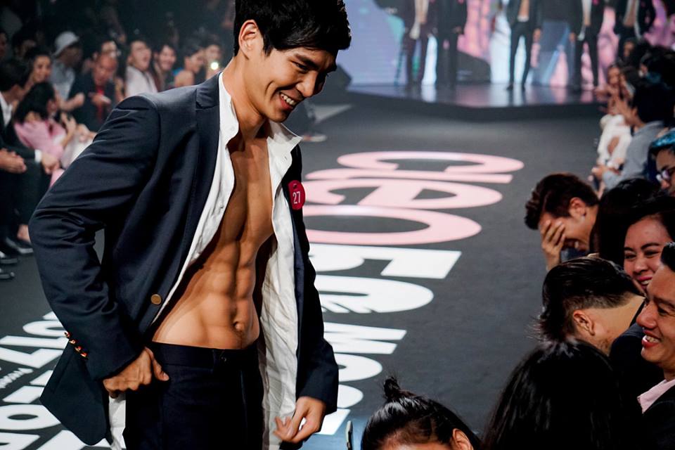 น้องเอิร์ล หนุ่มcleo คว้ารางวัล The Most Stunning Six Pack Bachelors 2017