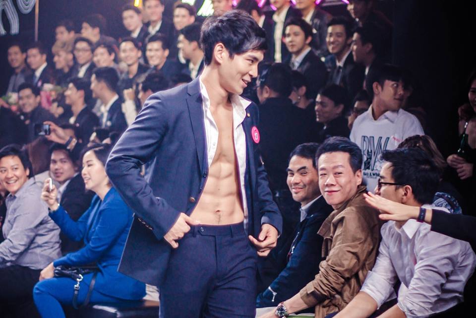 น้องเอิร์ล หนุ่มcleo คว้ารางวัล The Most Stunning Six Pack Bachelors 2017