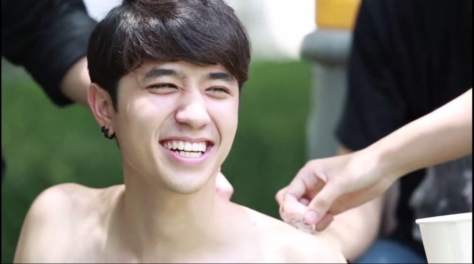 อยากเอาน้ำก้อนถู.....หลังให้ ปังปอนด์แท้เด๊
