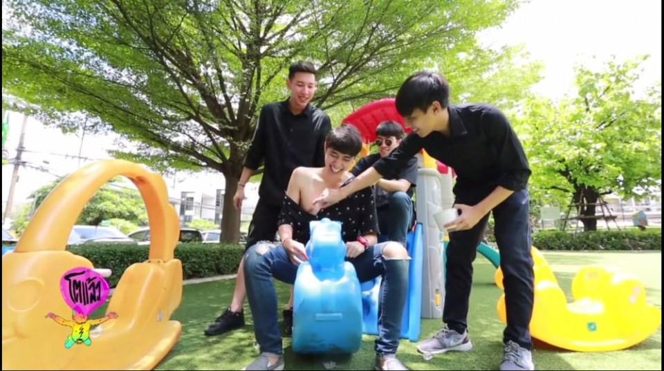 อยากเอาน้ำก้อนถู.....หลังให้ ปังปอนด์แท้เด๊