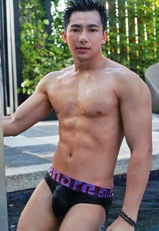นัวมาก