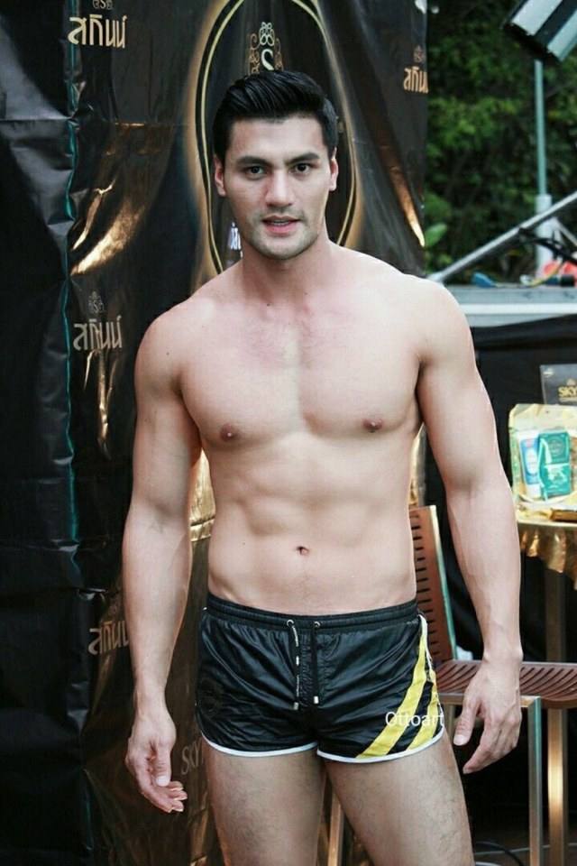 นัวมาก