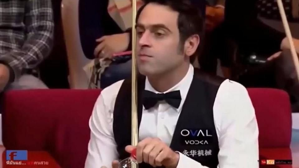 เยสเข้เยสเป็ดบั้นท้ายเต็มตา Ronnie O'Sullivan เลยน่ะ Xiaoting Pan ไม่ไหวเลยว่ะสมาธิกูไปหมดแล้ว