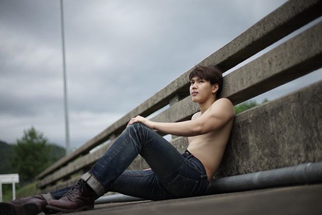 น้องโอ๊ต ขาวๆ น่ารัก หุ่นน่ากอด