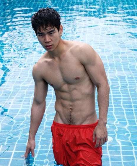 hot male 302 (18+)