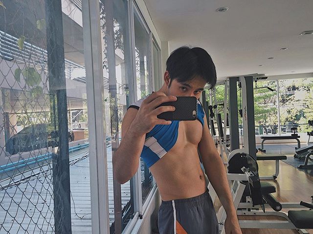 หล่อตามไปฟอลไอจี bomkpn