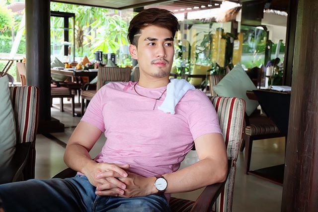 สามีดิว นัทธพงศ์