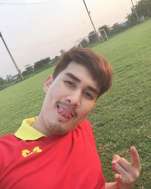 สามีดิว นัทธพงศ์