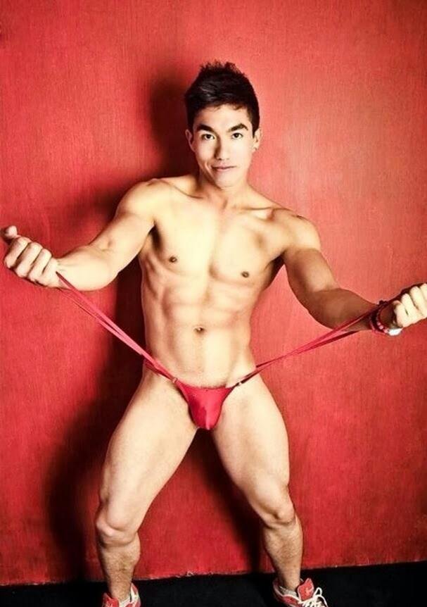hot male 305 (18+)