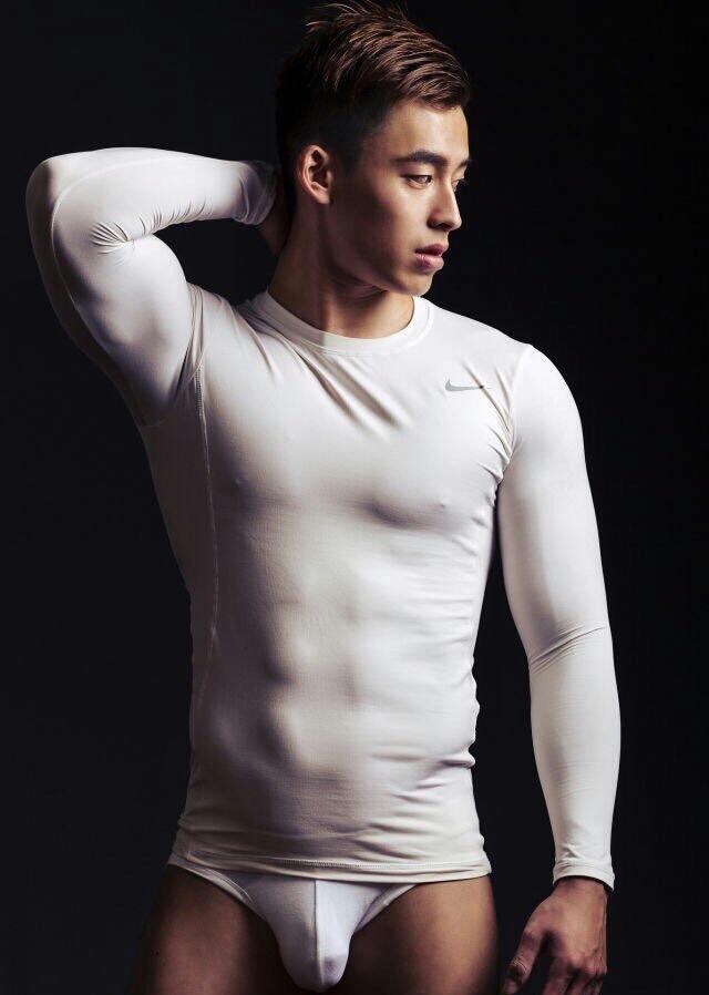 hot male 308 (18+)