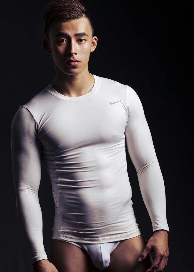 hot male 308 (18+)