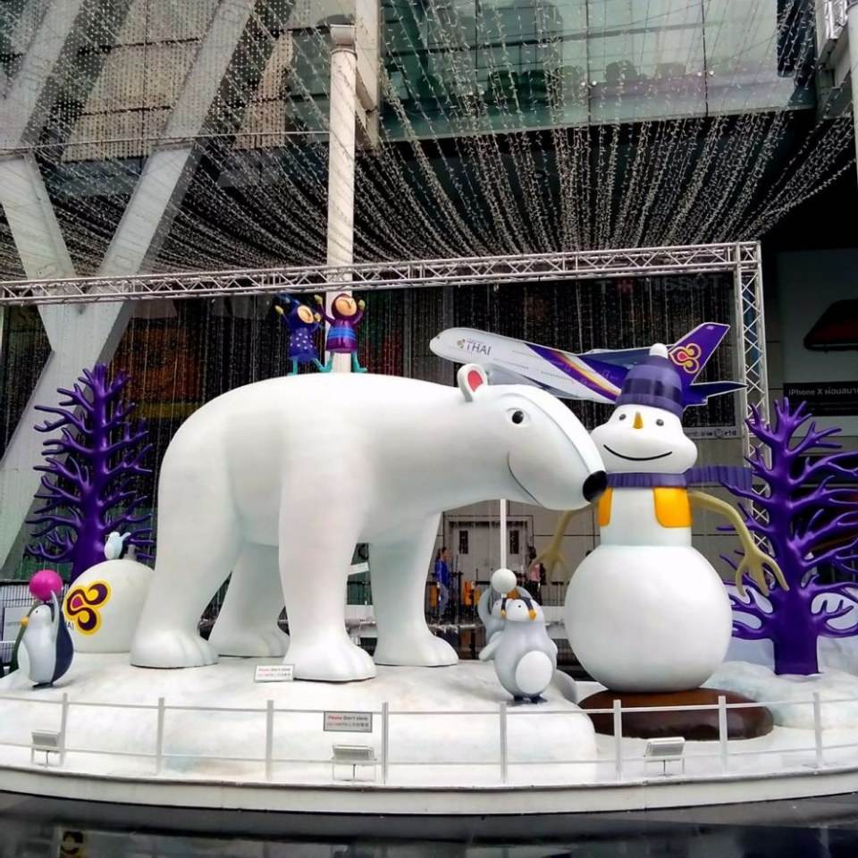 ชวนส่องไฟประดับหน้า CentralWorld สวยสุดๆ