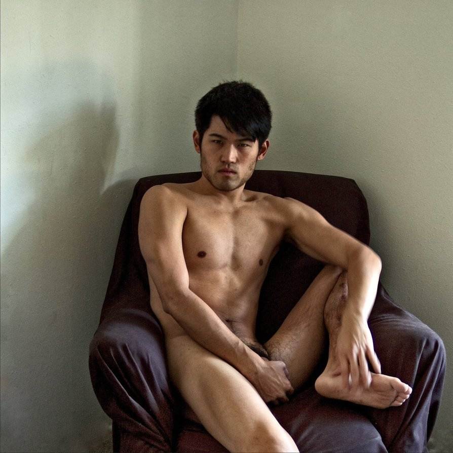 hot male 313 (18+)
