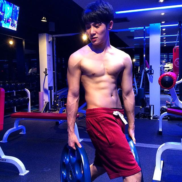 จูเนียร์ - กรวิชญ์ สูงกิจบูลย์ (จาก The Star 7)
