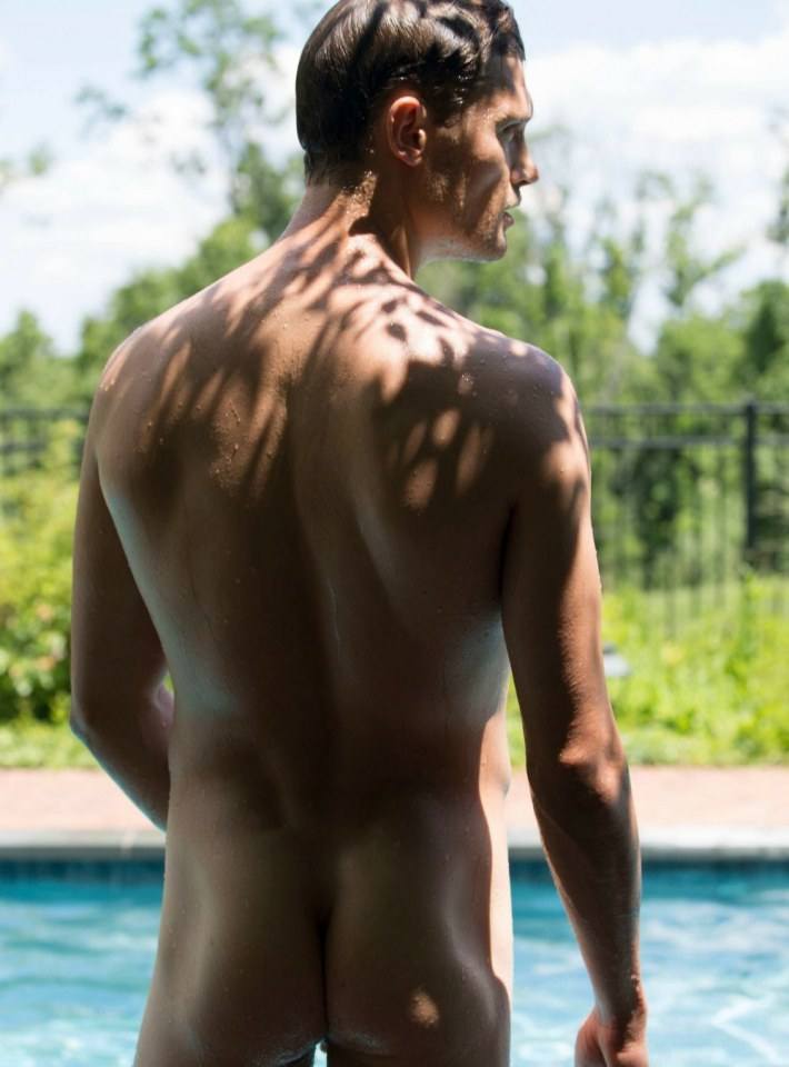 hot male 315 (18+)