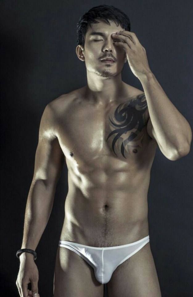 hot male 316 (18+)