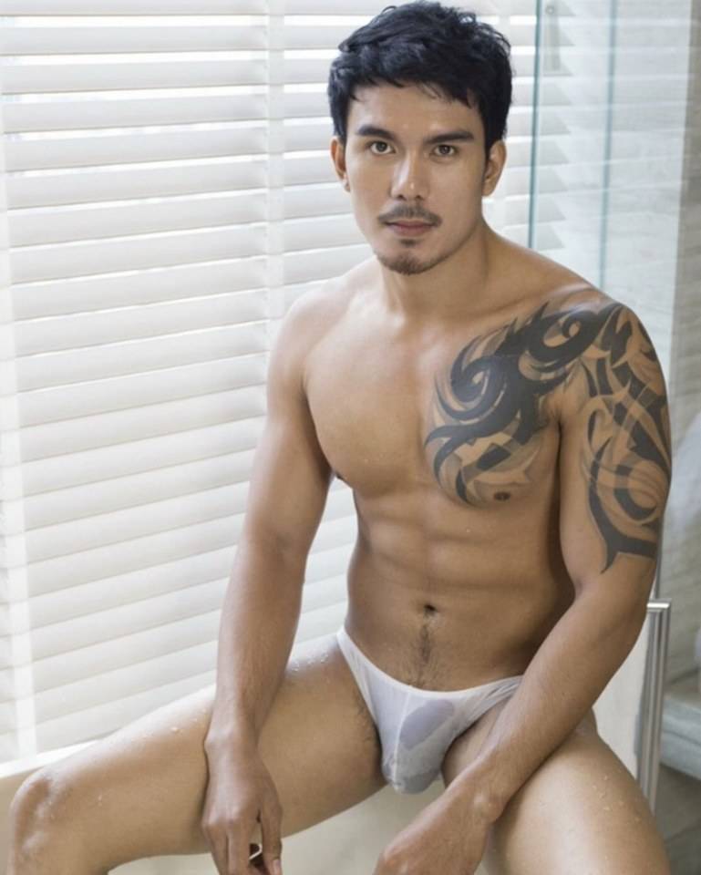 hot male 316 (18+)