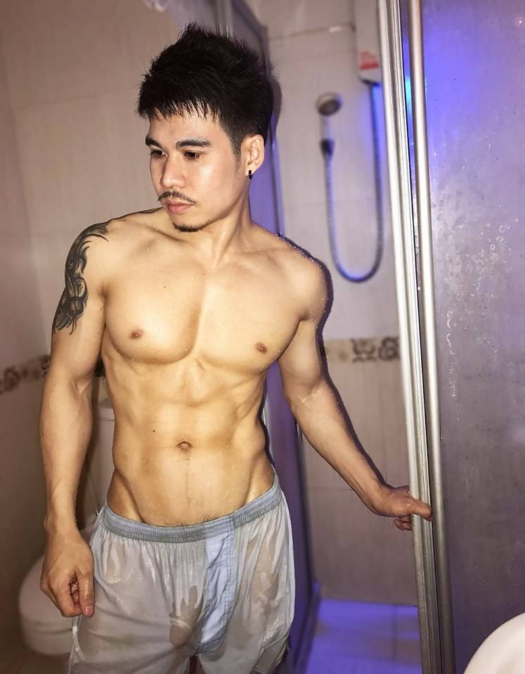 hot male 316 (18+)