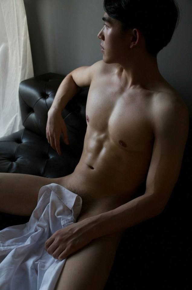 hot male 318 (18+)