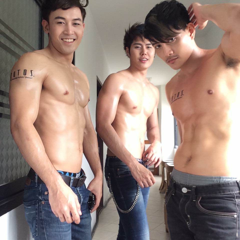 รับไปเช็ดสักคนไหมคะ 2,417