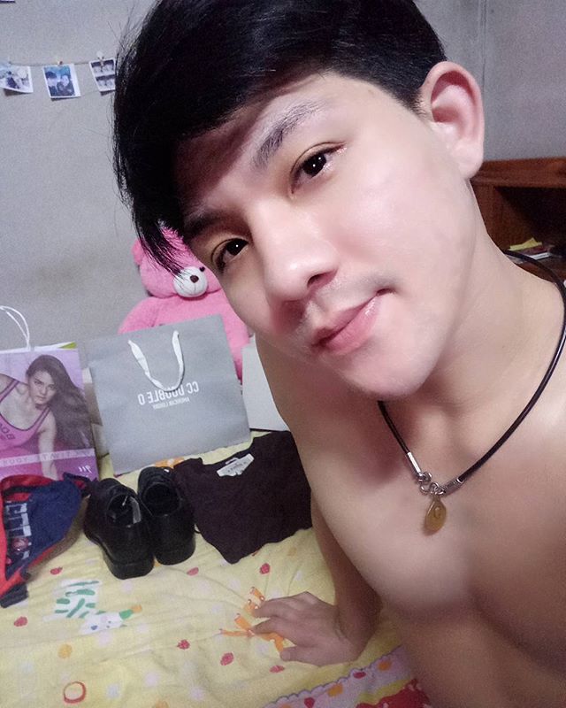 ขาวแซ่บ