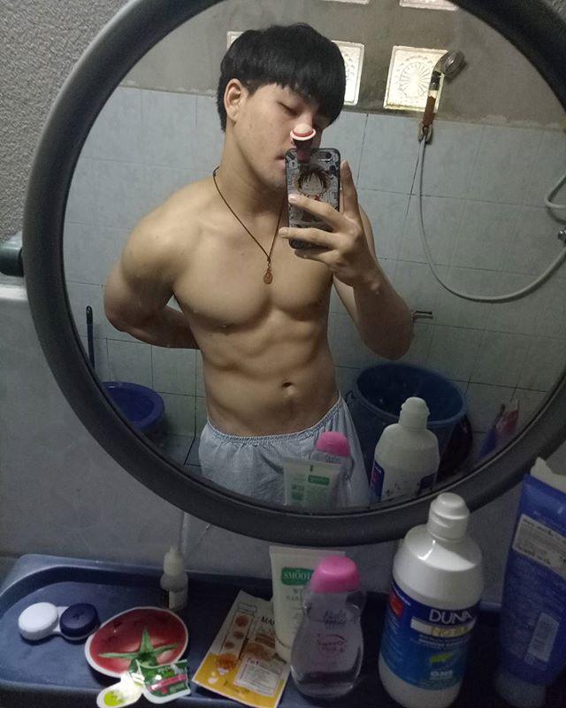 ขาวแซ่บ