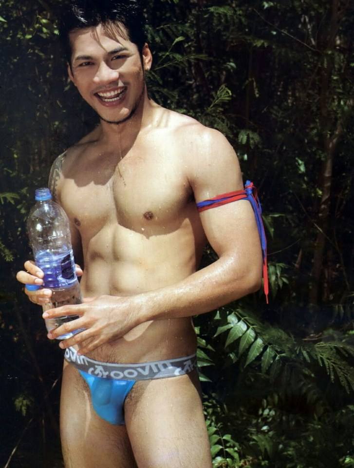 hot male 330 (18+)