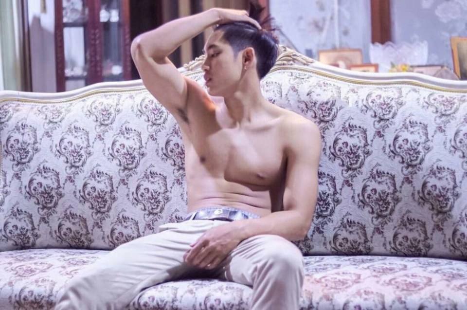 ดอมดมใต้วงแขน