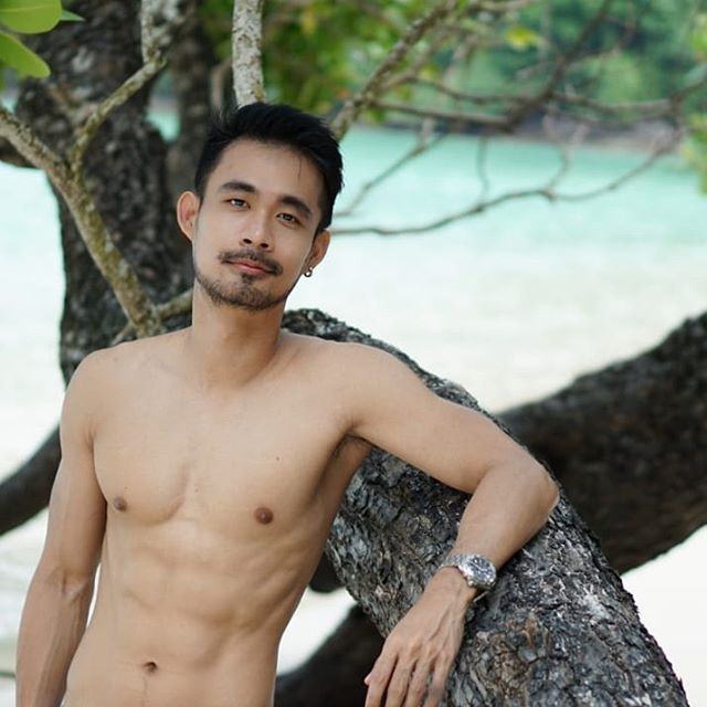 บ้าผช.หนวด