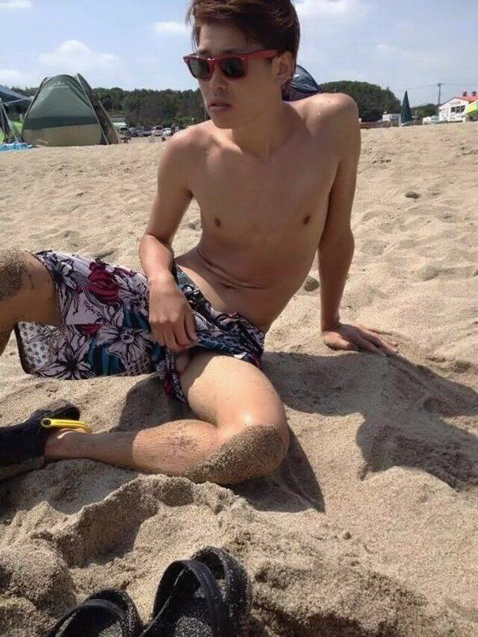 hot male 335 (18+)