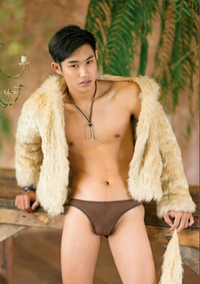 hot male 335 (18+)