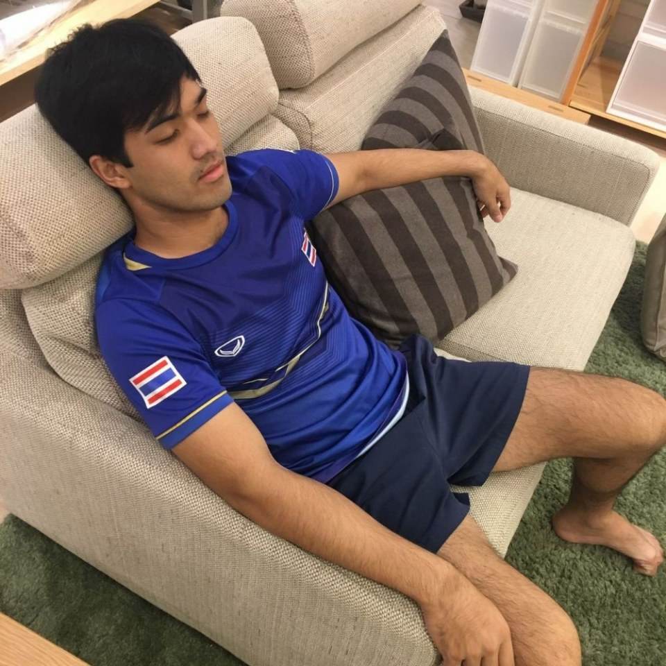 ใจไม่ดีเลยค่ะ 2,437