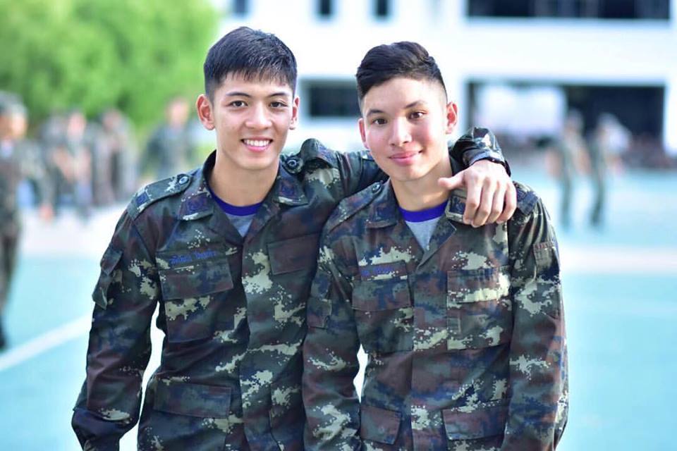 ธีมเพื่อนกันบอยๆ 2,438