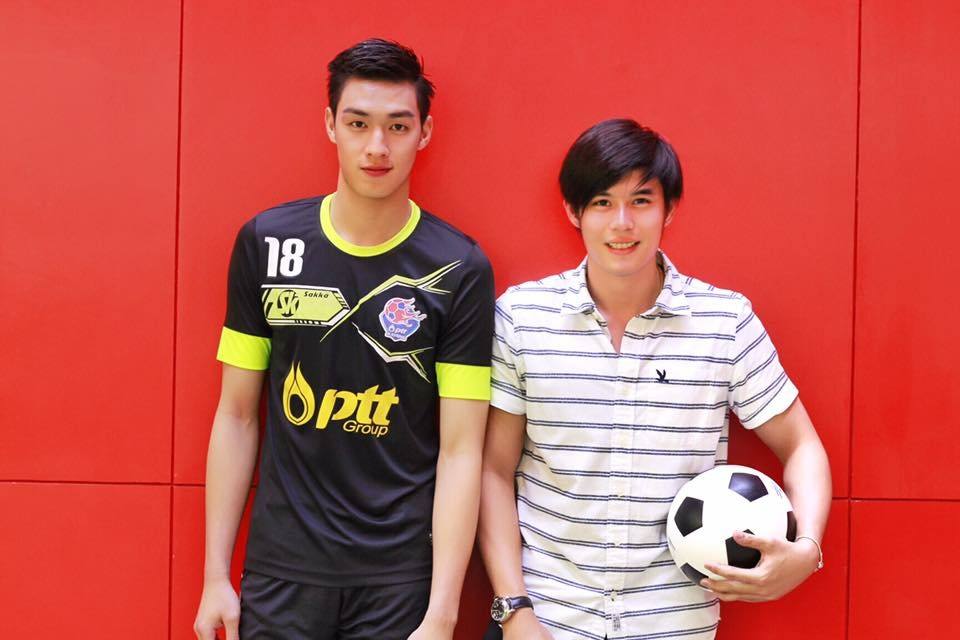 ธีมเพื่อนกันบอยๆ 2,438